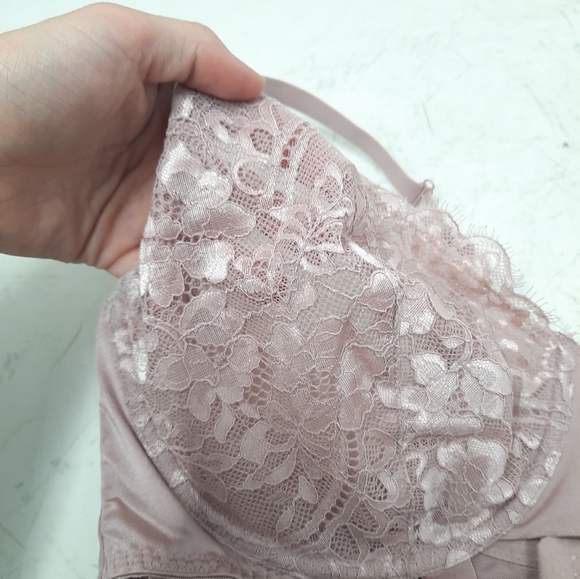 38DD La Senza Bra - Picture 2 of 5